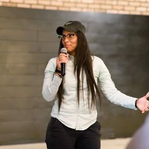 Meet your Posher, Shirley